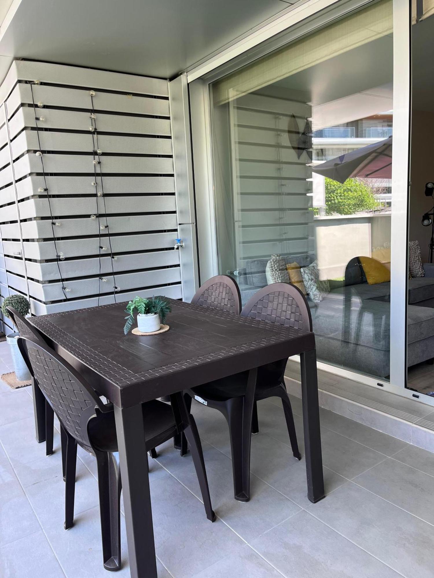 El Jardin De Galatea Apartment Alcala de Henares Luaran gambar